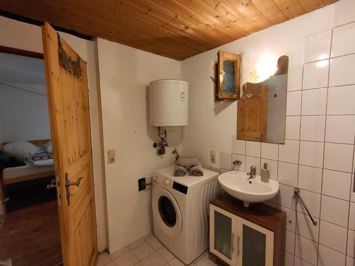 Gemuetliche Ferienwohnung Mit Kamin Und Garten Garmisch-Partenkirchen Extérieur photo