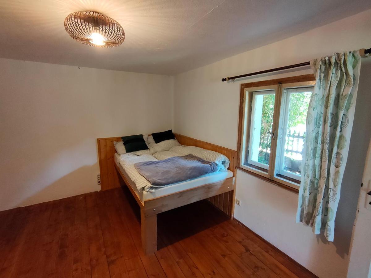 Gemuetliche Ferienwohnung Mit Kamin Und Garten Garmisch-Partenkirchen Extérieur photo